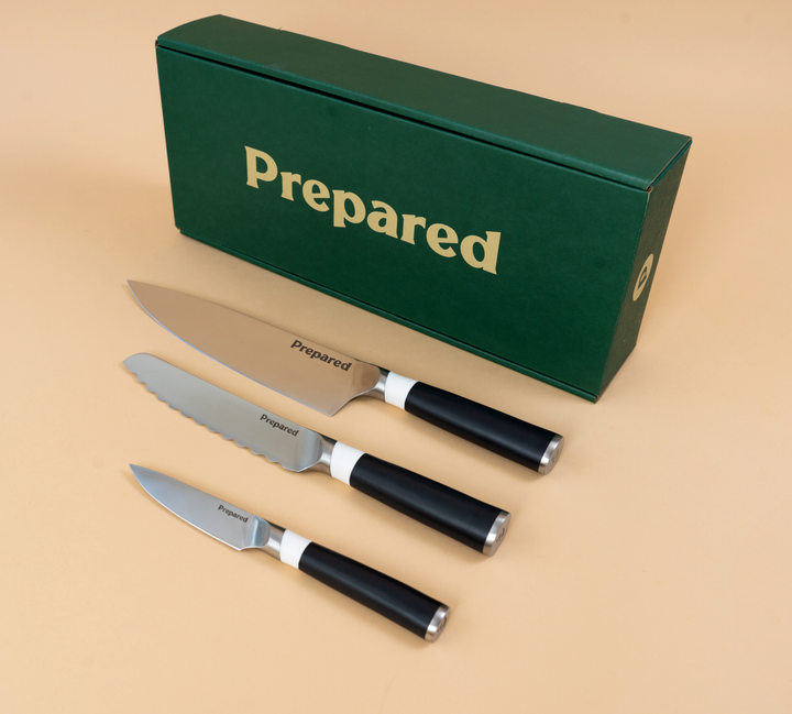 The Perfect Trio knife set with green box